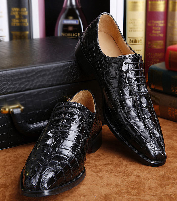 expensive alligator shoes