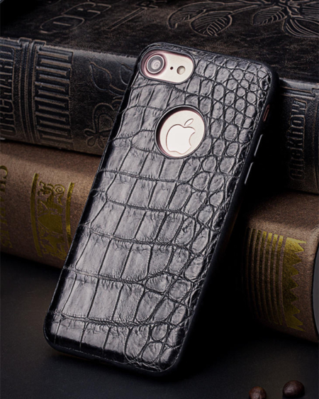 Crocodile and Alligator iPhone 8 Case