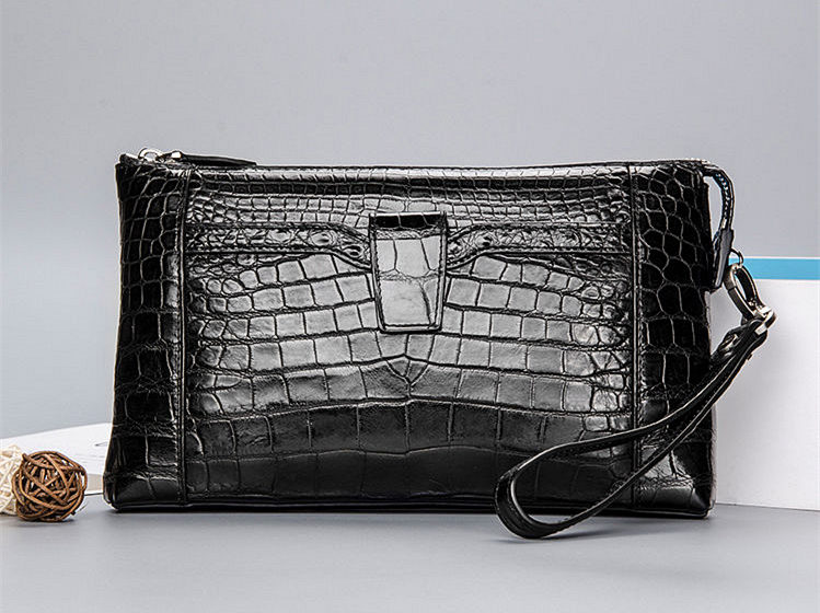 Alligator Wristlet Wallet-Black