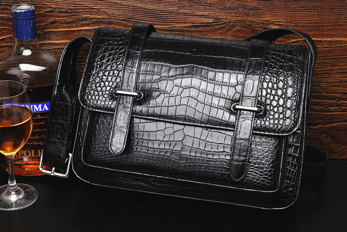 Grand Sac Crocodilien Mat - Men - Bags