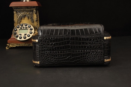 Alligator Leather Crossbody Single-Shoulder Briefcase Messenger Handbag-Bottom