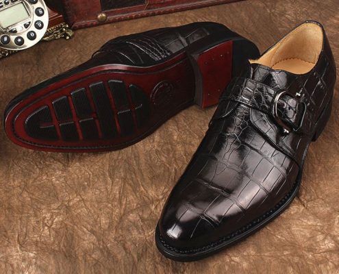 crocodile shoes is luxury accessories for men