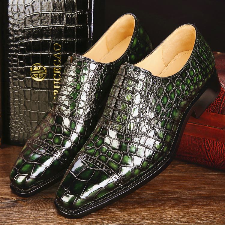 green alligator shoes