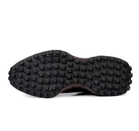 Alligator Chunky Sneakers-Soles