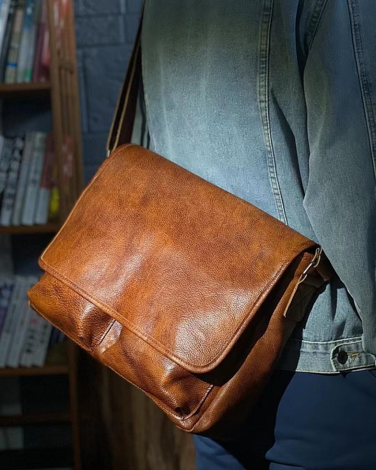 How to Wear A Messenger Bag