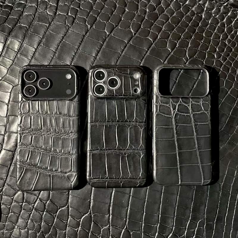 Luxury leather cases for iPhone 17 Pro Max