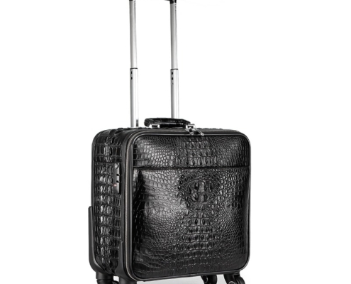 Christmas Luxury Leather Gifts for the Man Who Travels for Work in 2025