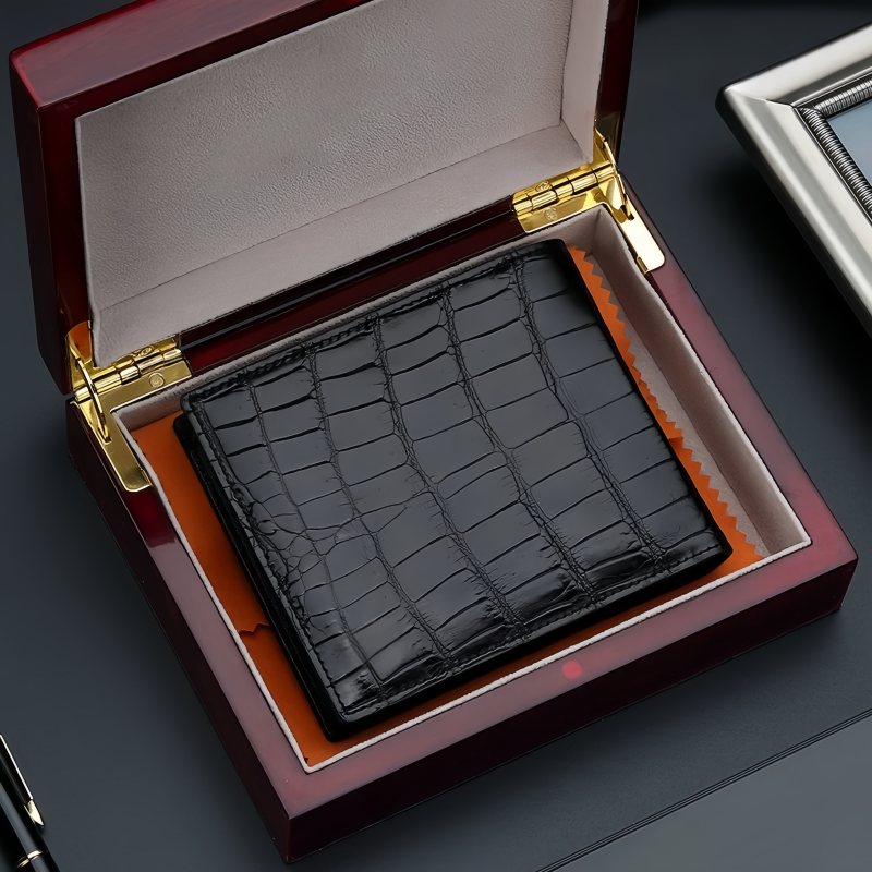 Crocodile Leather Wallet Should Be Your Husband’s Next Gift