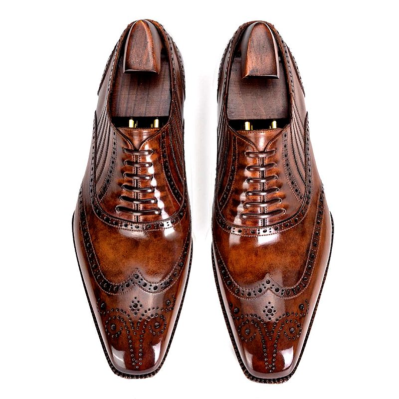 Before Buying Leather Wingtip Oxfords - Color will always influence versatility Before Buying Leather Wingtip Oxfords - Color will always influence versatility
