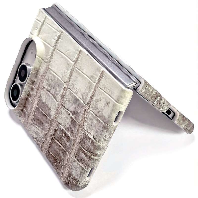 Crocodile & Alligator iPhone Cases - Bottom