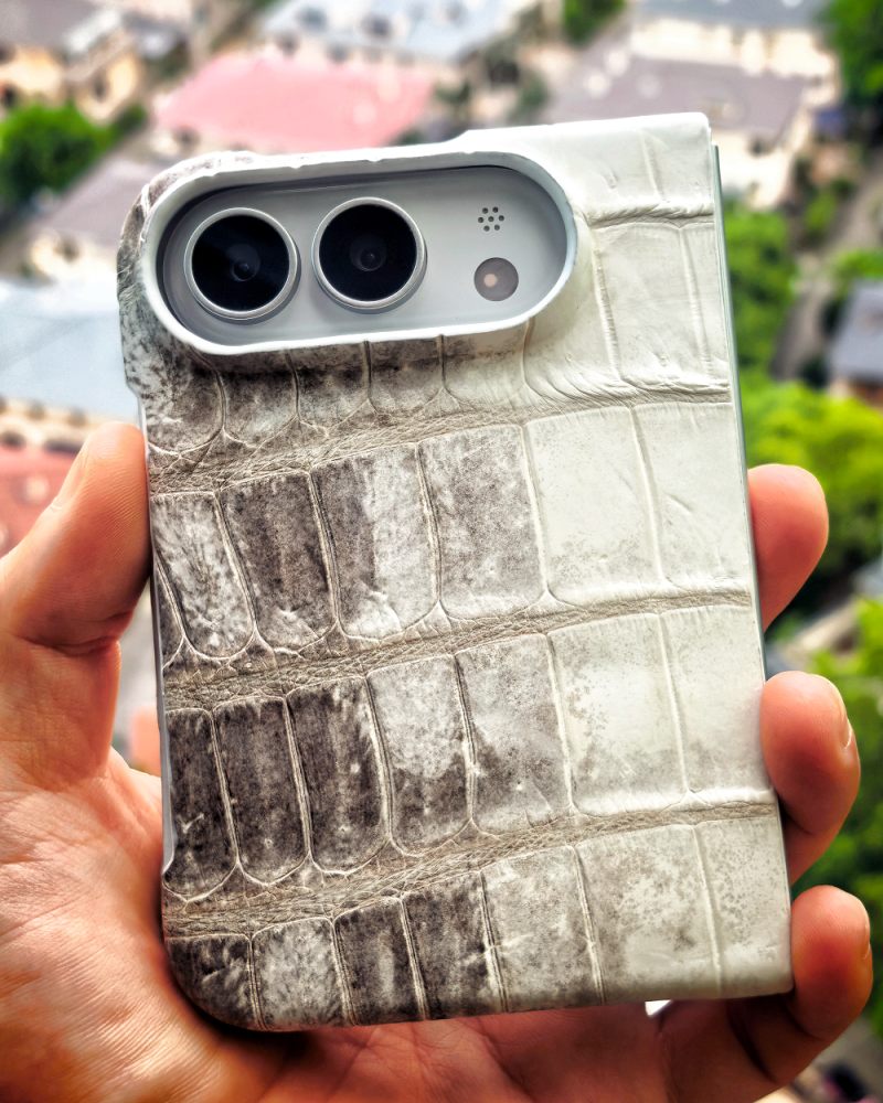 What Is the Best Material for an iPhone Duo Case? Crocodile or Alligator